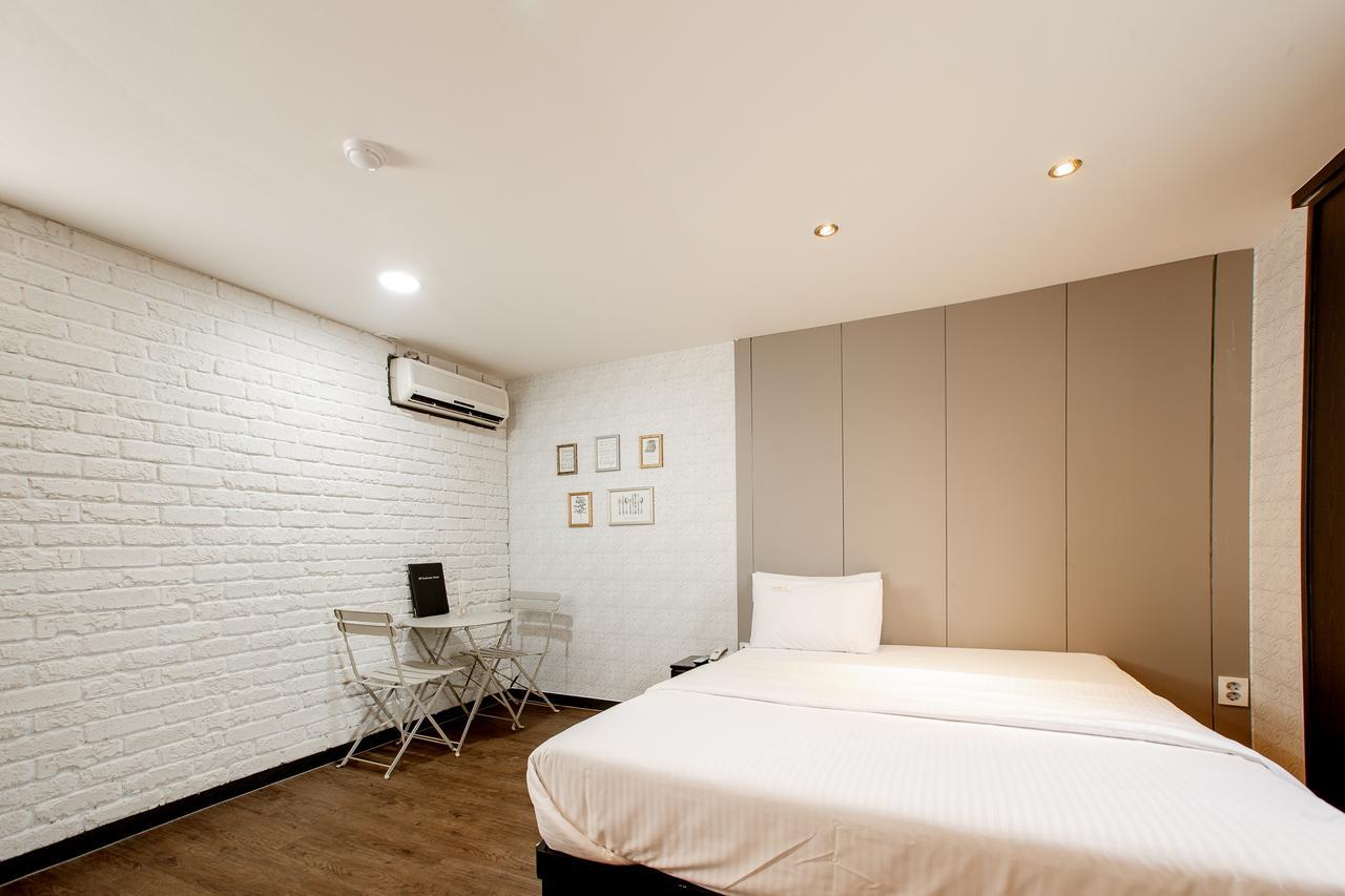 M7 Business Hotel Chilgok Exterior photo